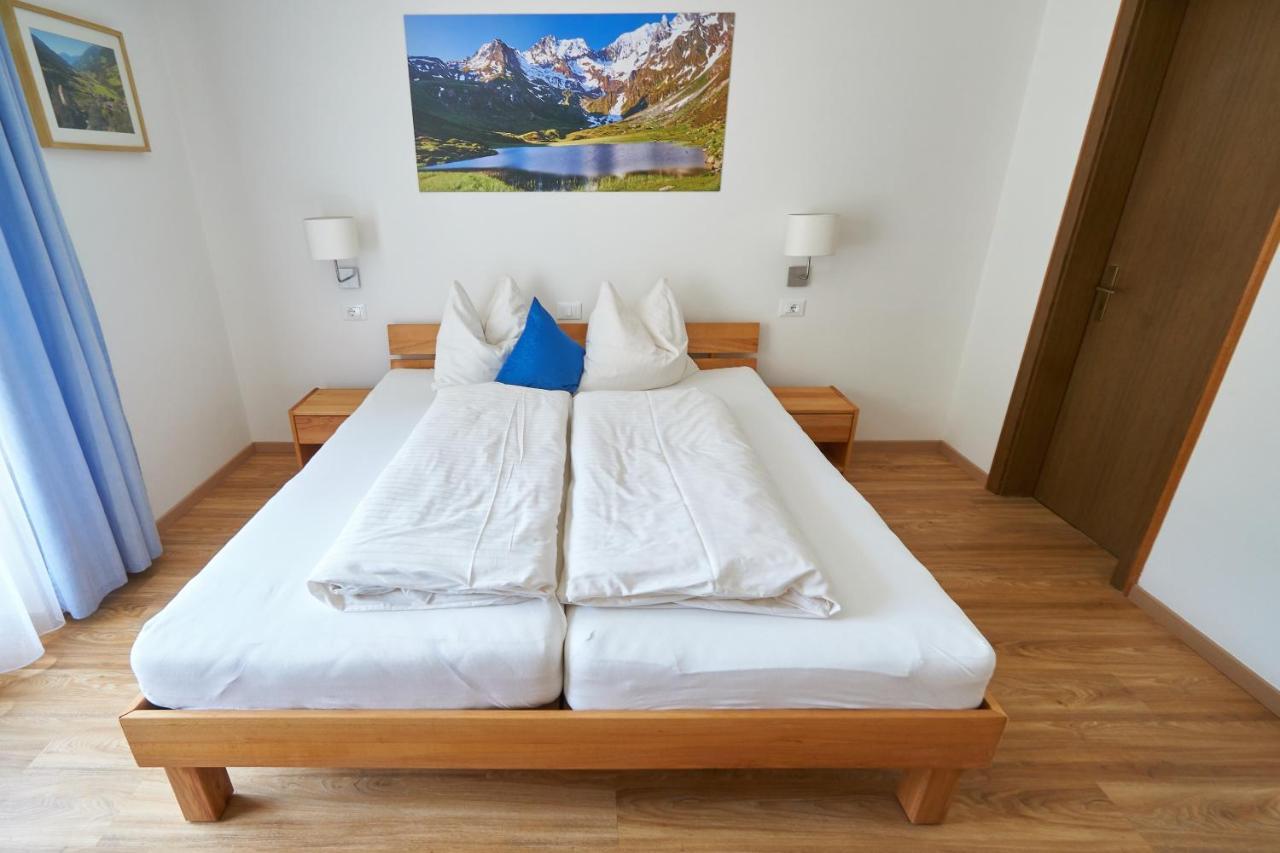 Privatpension Bergkristall San Martino In Passiria  Exterior photo