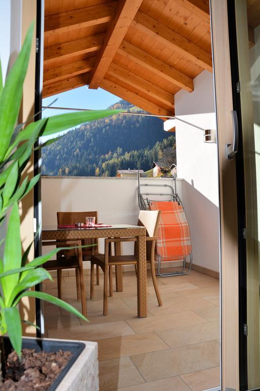 Privatpension Bergkristall San Martino In Passiria  Exterior photo